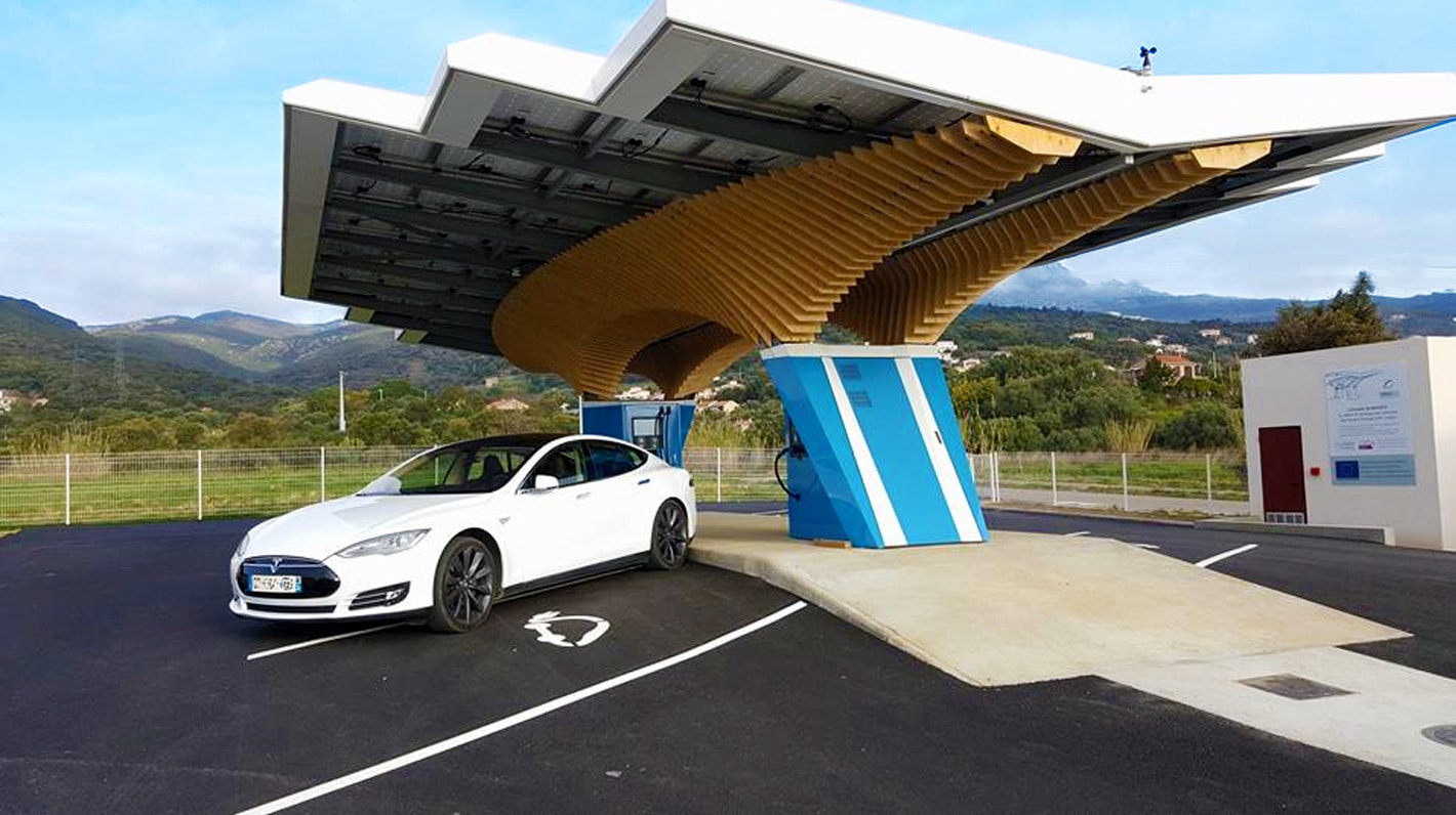 Répertoriez les différentes bornes de recharge pour voiture électrique en Corse